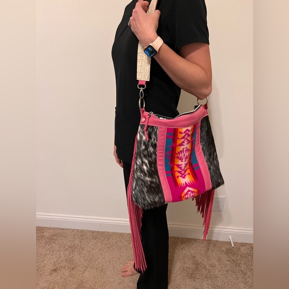 L3 Designs Cowhide Purse - Picture 3 of 5